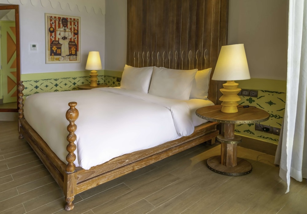SAii Lagoon Maldives, Curio Collection By Hilton 19