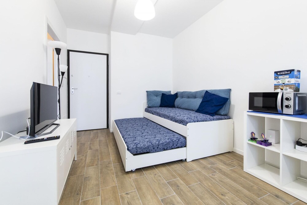 Noto 10 in Milan With 1 Bedrooms and 1 Bathrooms