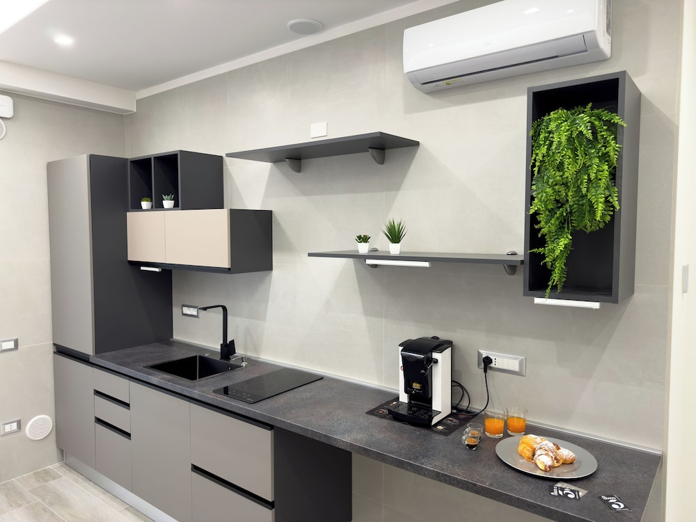 Al Civico 3 Home & Suites