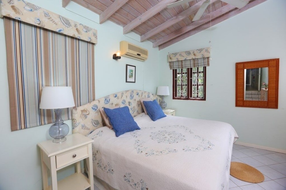 Bella Vista 2 Home by RedAwning view 2