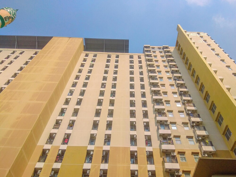 Homey And Cozy Studio Apartment Margonda Residence 2