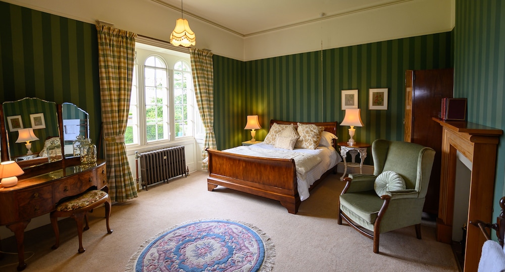 Charming 2-bed House Near Westlinton, Carlisle view 2