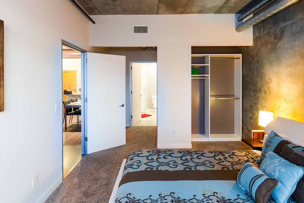 Fully Furnished Suites Staple Center-3