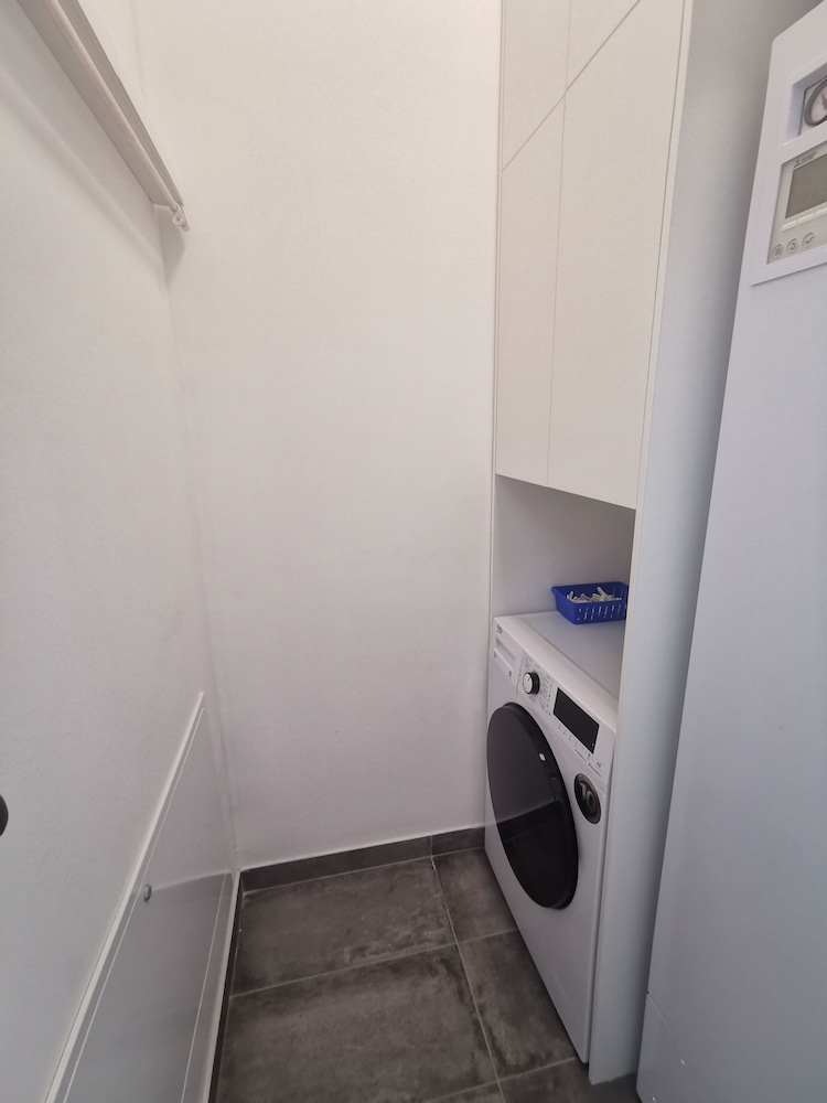 Apartments Egis Koper