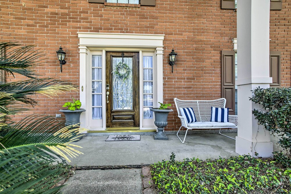 Pet-friendly Houston Rental w/ Private Patio! view 3
