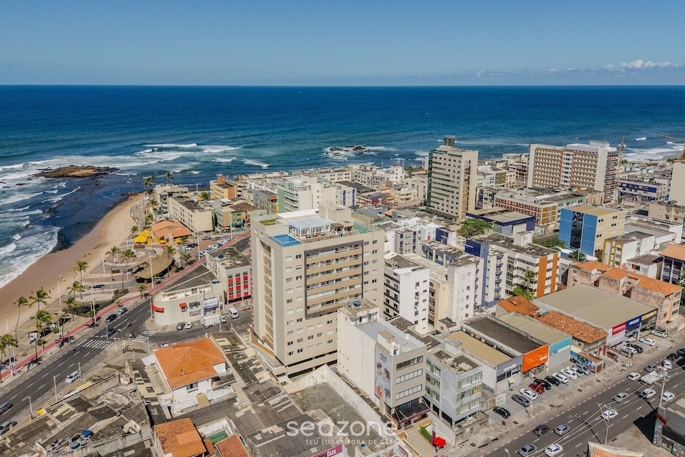 Condo. w/ Pool and Gym 70 m From the Beach - SMA