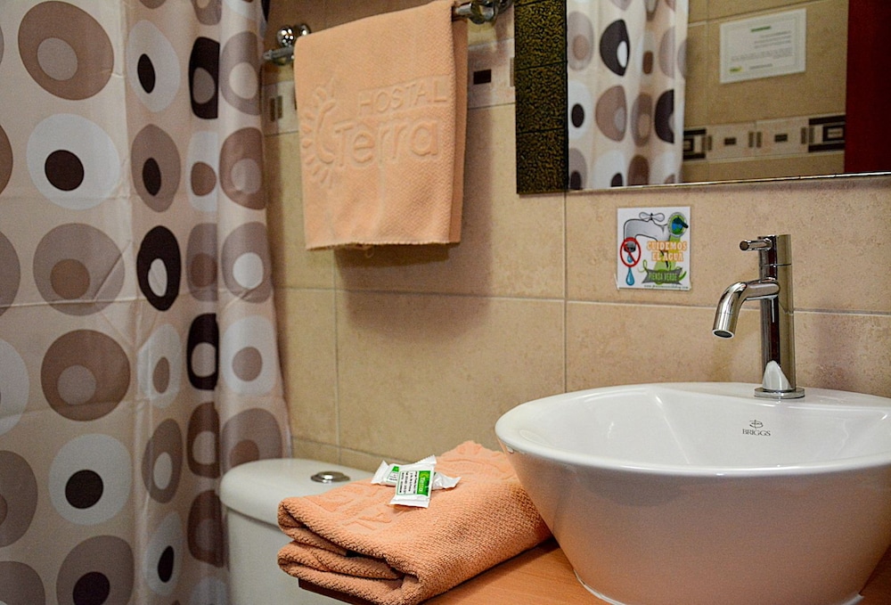 Hostal Terra 3 Base Aerea