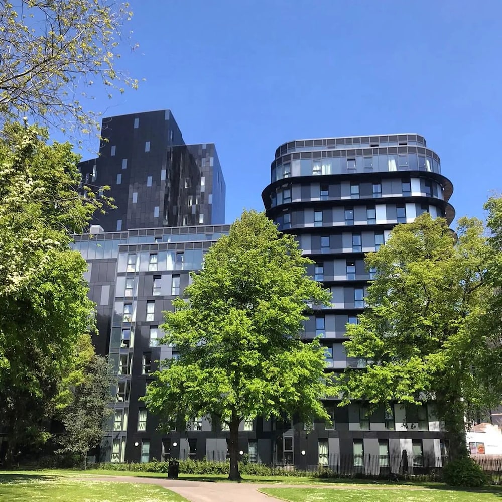 Catherine House