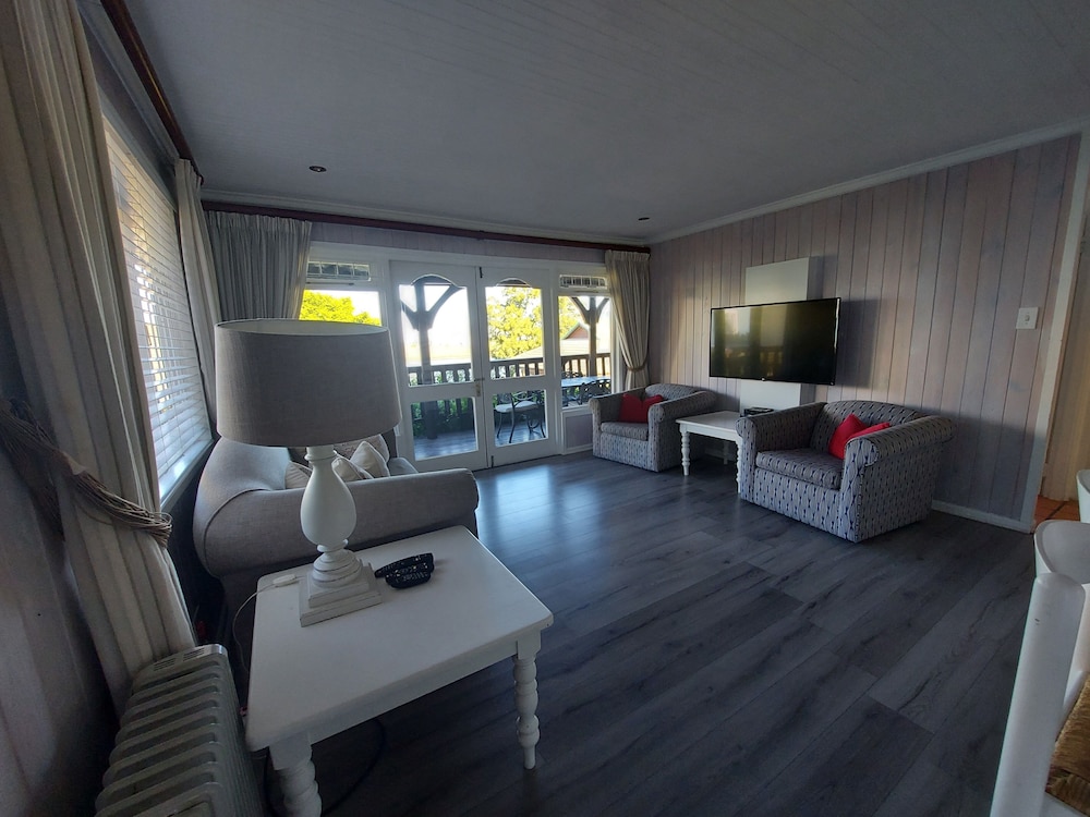 Knysna River Club by First Private Stays