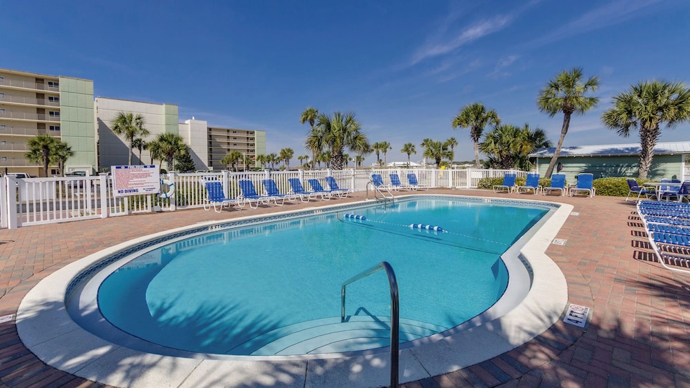 Beachfront Charm Meets Lake Life + Free Tickets: Dolphin Cruise & More!