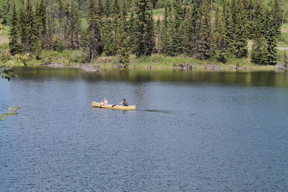 Lac Des Roches Resort