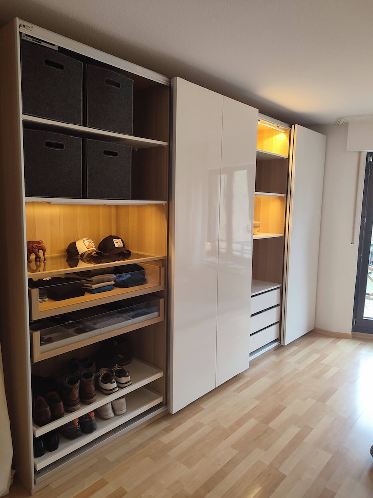 Elegant Studio Apartment in Düsseldorf Ludenberg