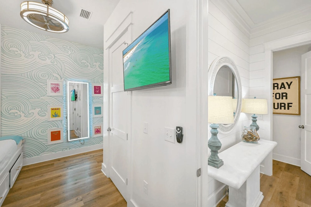 30A Shady Palms by Avantstay Boat-friendly w/ Heated Pool