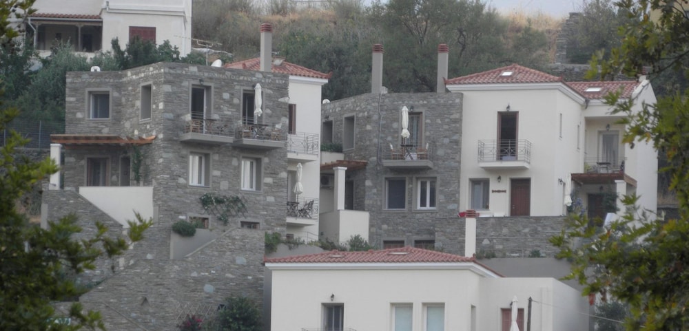 Rastoni Apartments