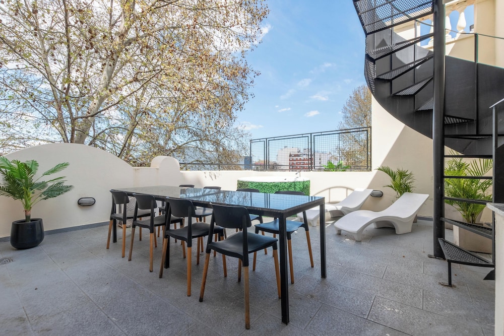 MOT + Villa Thames - Lux House Palermo Soho