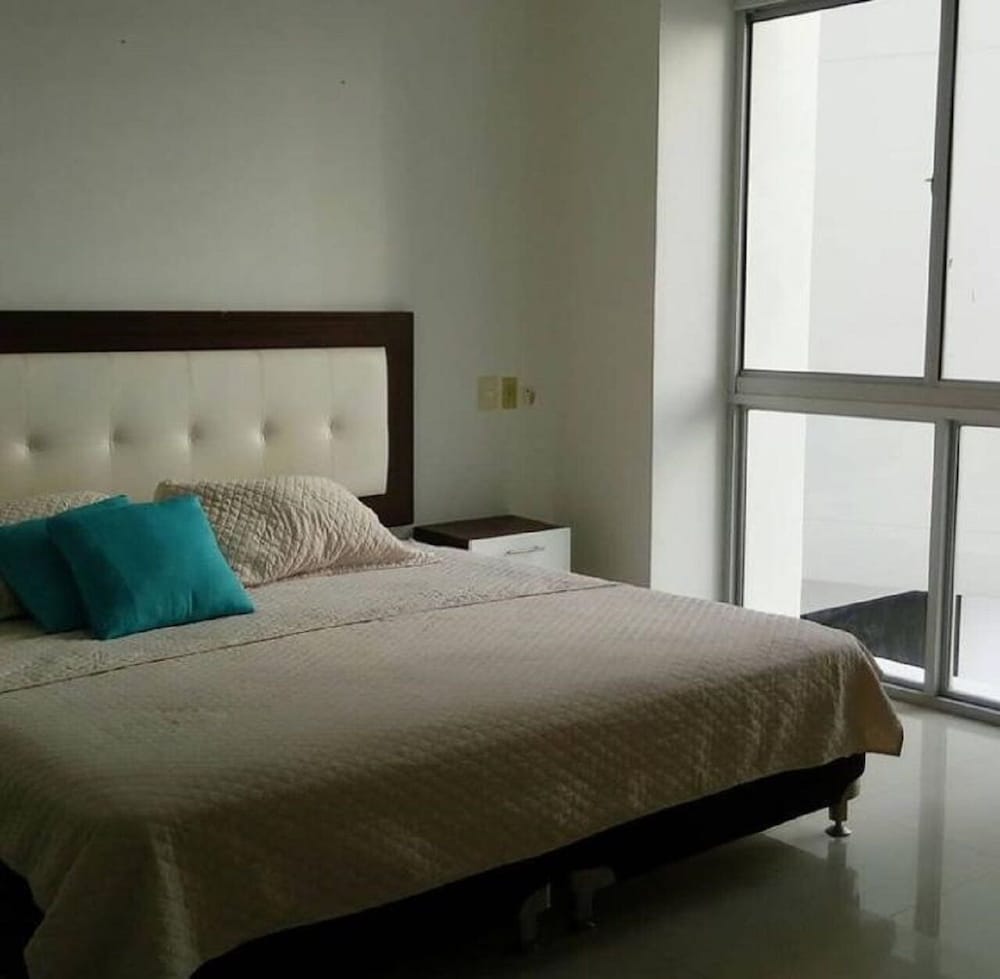 1ME2 Apartamento en Morros Frente al Mar view 3