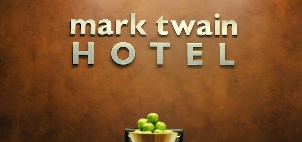 Mark Twain Hotel