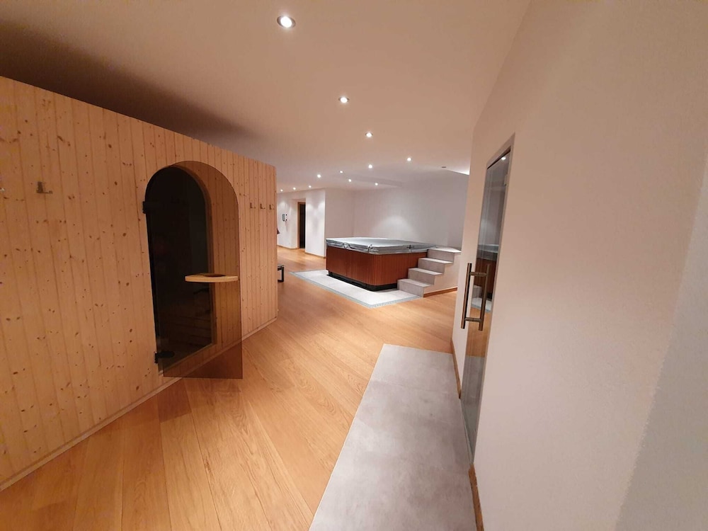 Laax Alpine Lodge