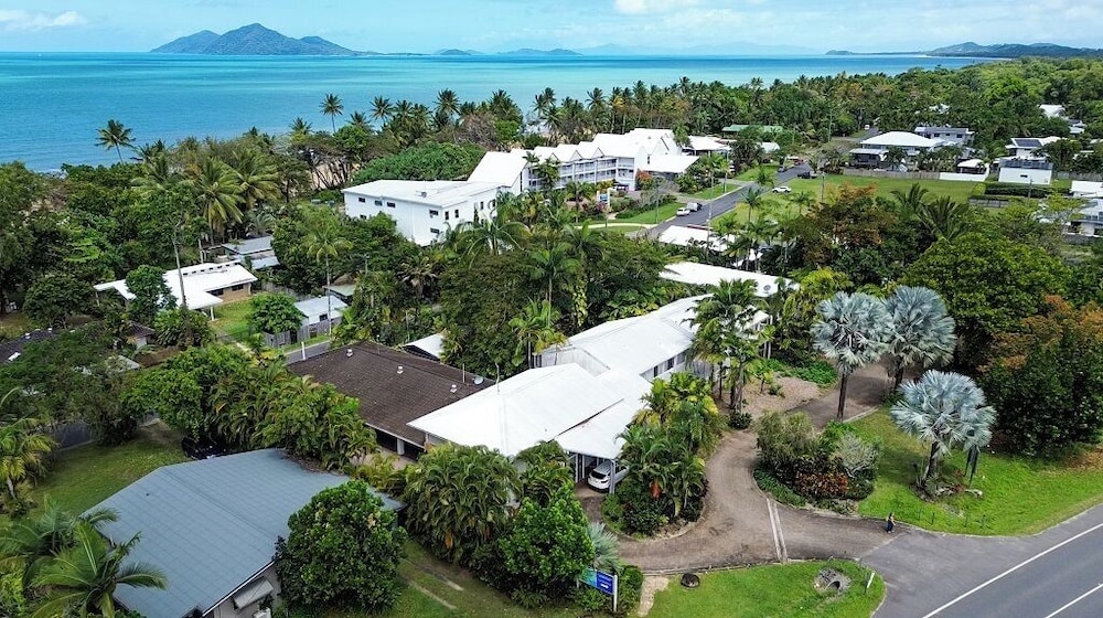 Mission Beach Lodge