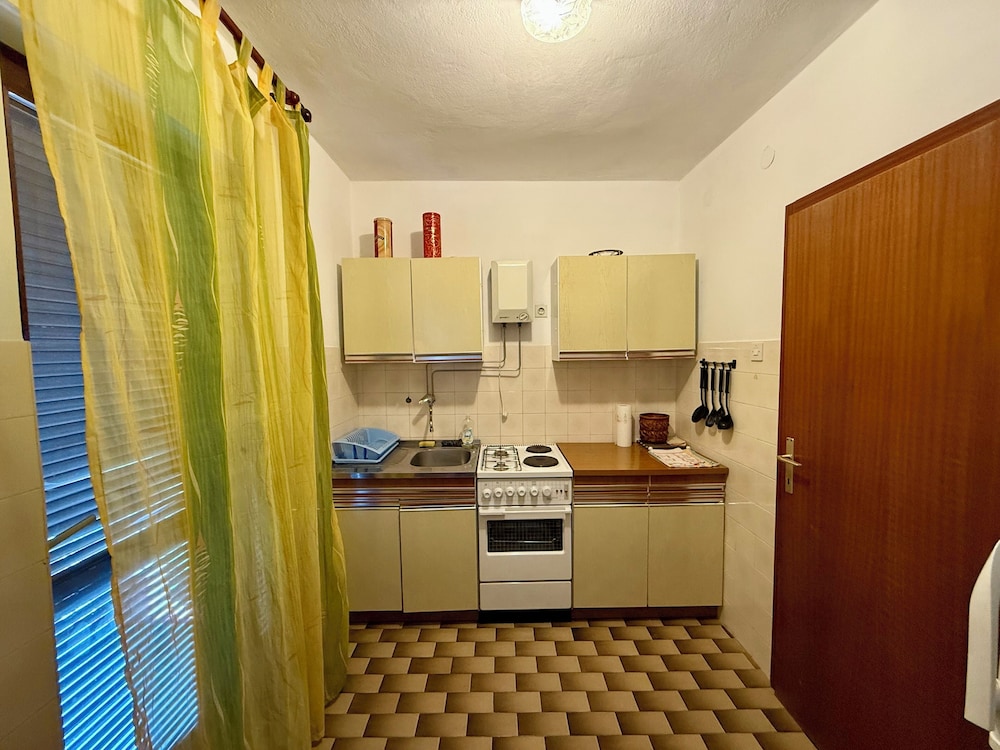 Apartment Višnja