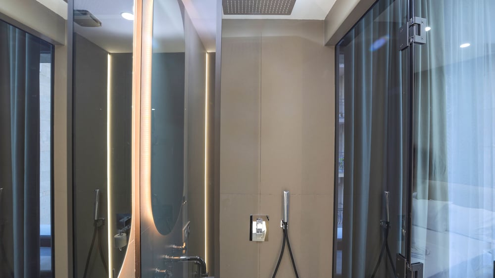 Stay Inn on Buzand Str. 97