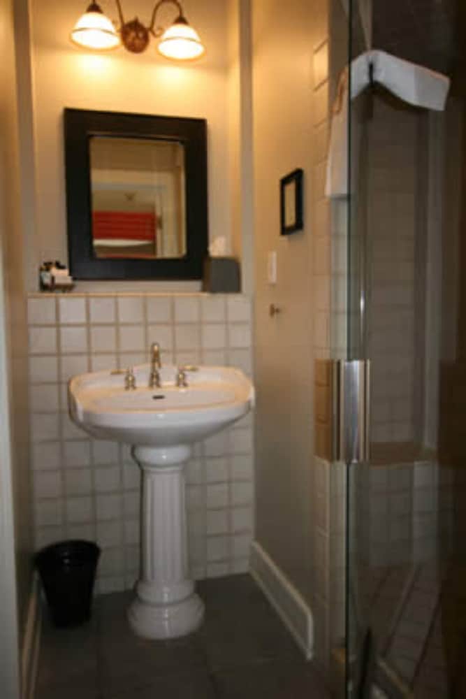 Photo 46