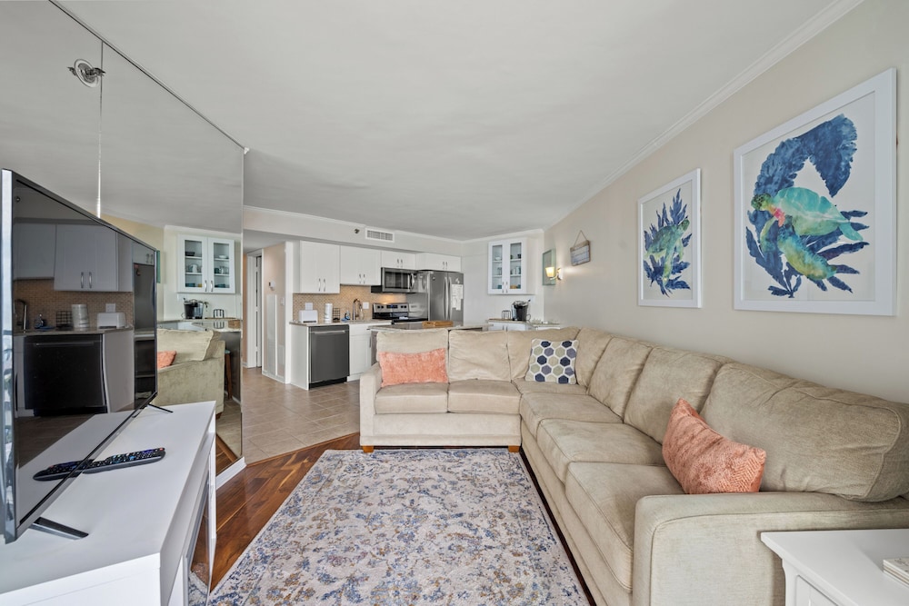 Units at Ocean Forest Plaza by Elliott Beach Rentals