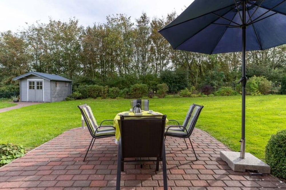 Apartment in Garding Near North Sea & Cycling Paths