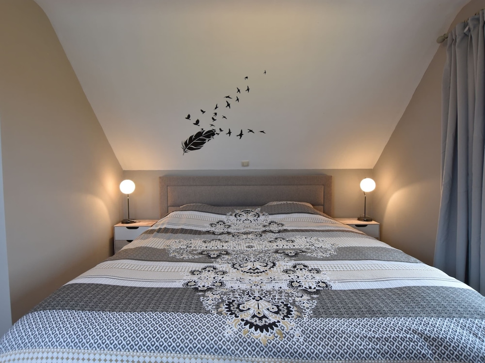 Holiday Home in Alveringem Near Beach