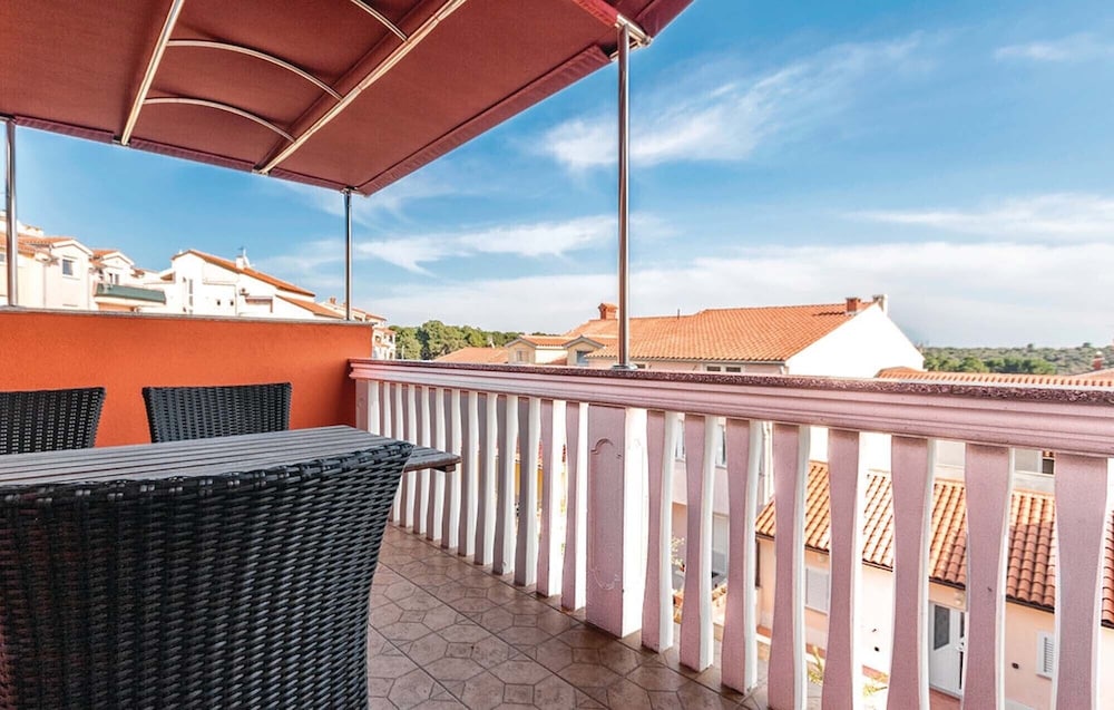 Apartment 1836 view 3