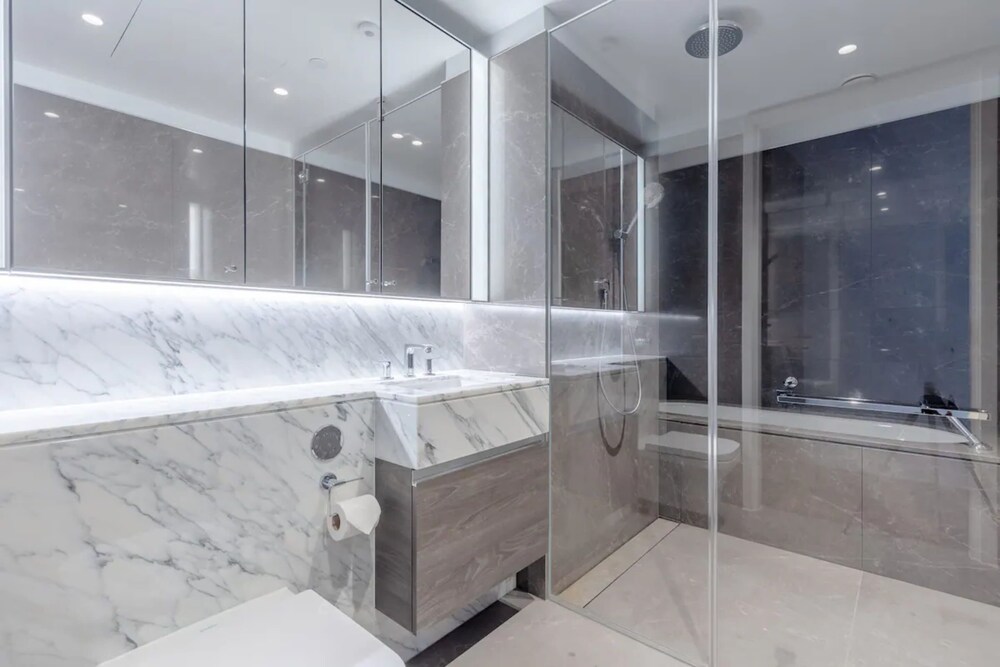 Luxurious 1BD Flat by the River Thames - Vauxhall