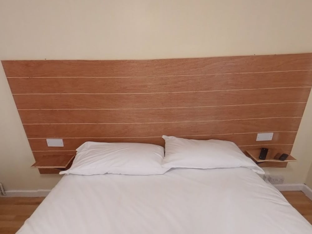 Jaylets Budget Leicester