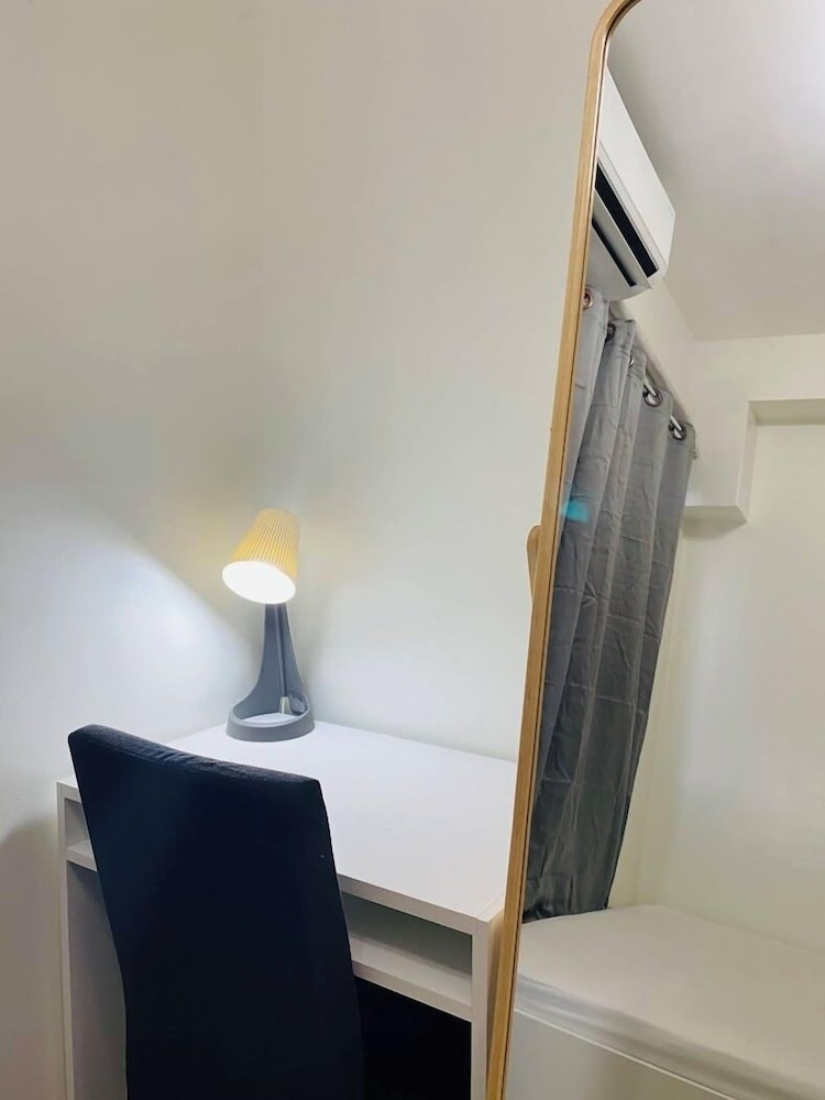 Shore 2 Tower 2 Unit 18101