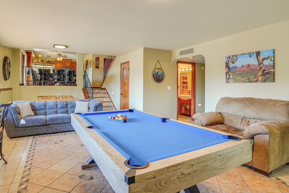 Panoramic Red Rock Views & Hot Tub: Sedona Retreat
