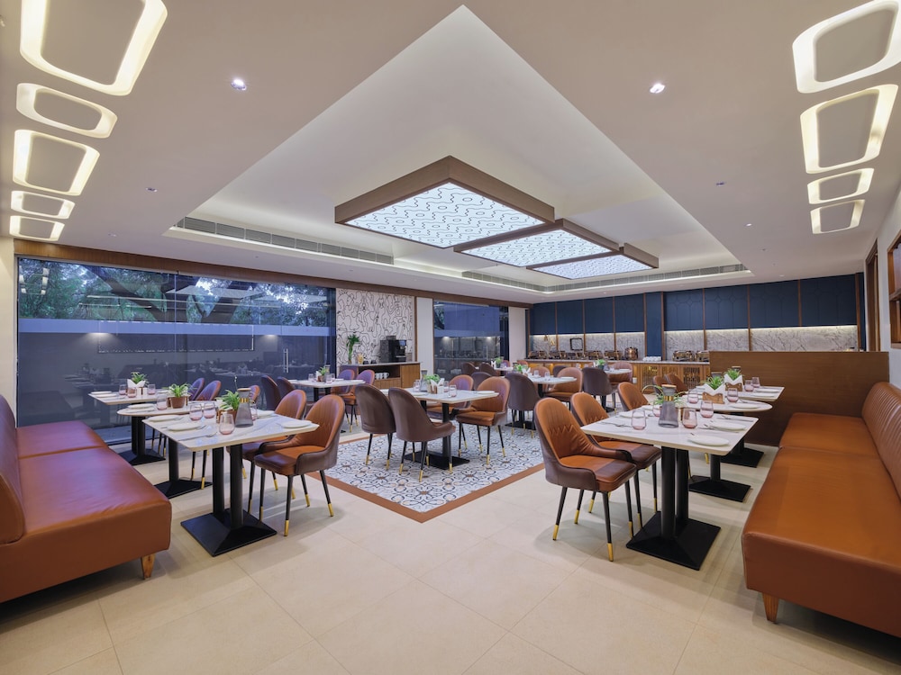 Regenta Place Ahmedabad