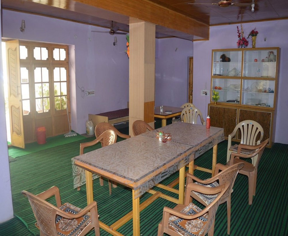 Yourdum Guest House