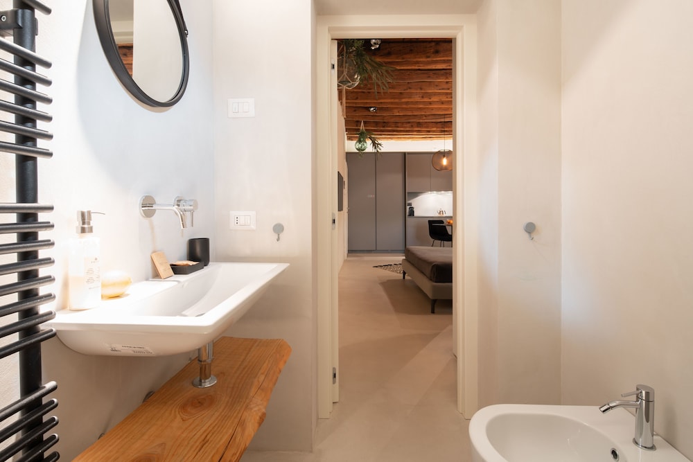 Officine Cavour Apartments