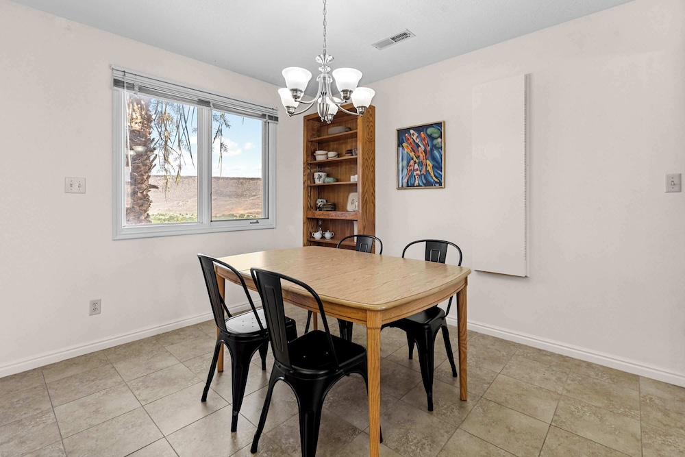 Cozy Condo - Stay for 9