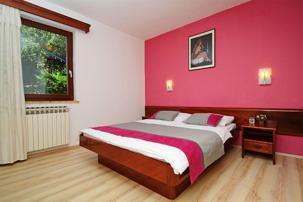 House Adrijana