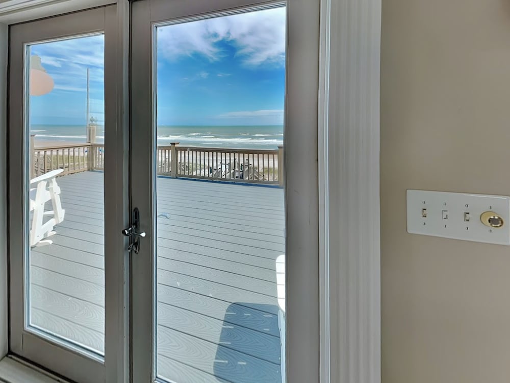 Sunny Side Up by Topsail Realty