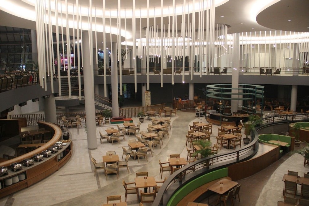 Royal Safari Garden Resort & Convention