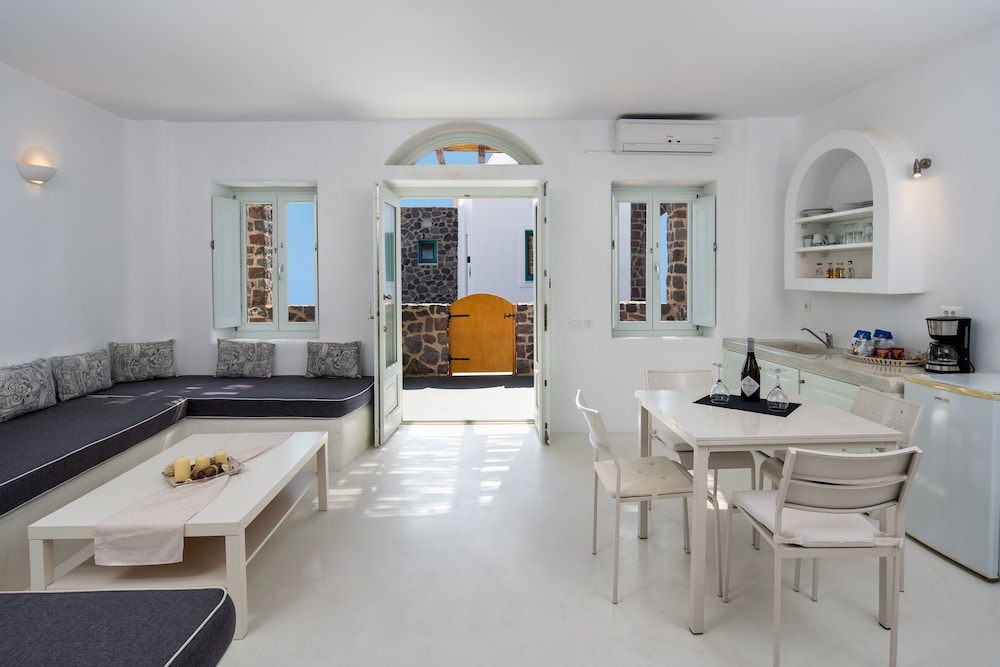 Abrazo Villas
