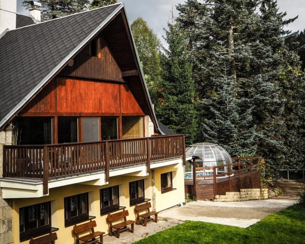 Villa in Stare Hamry Near Ski Park Grun