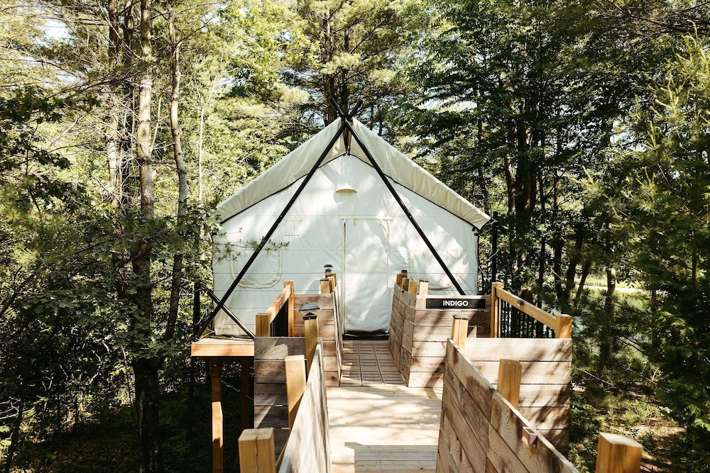 Whispering Springs Wilderness Retreat