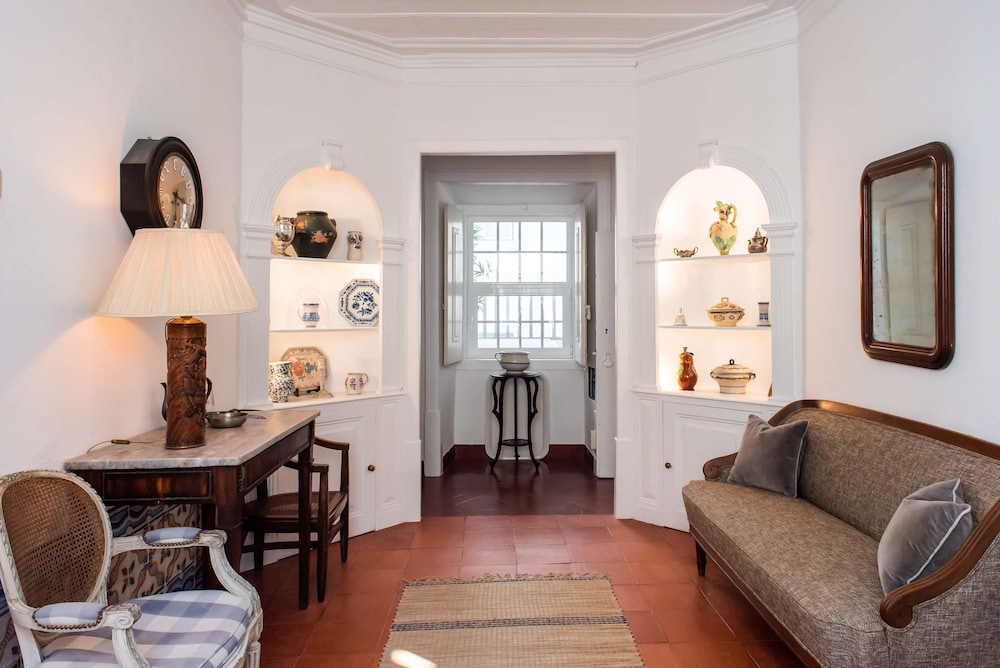 Central 3 Bedroom Apartment in Ericeira