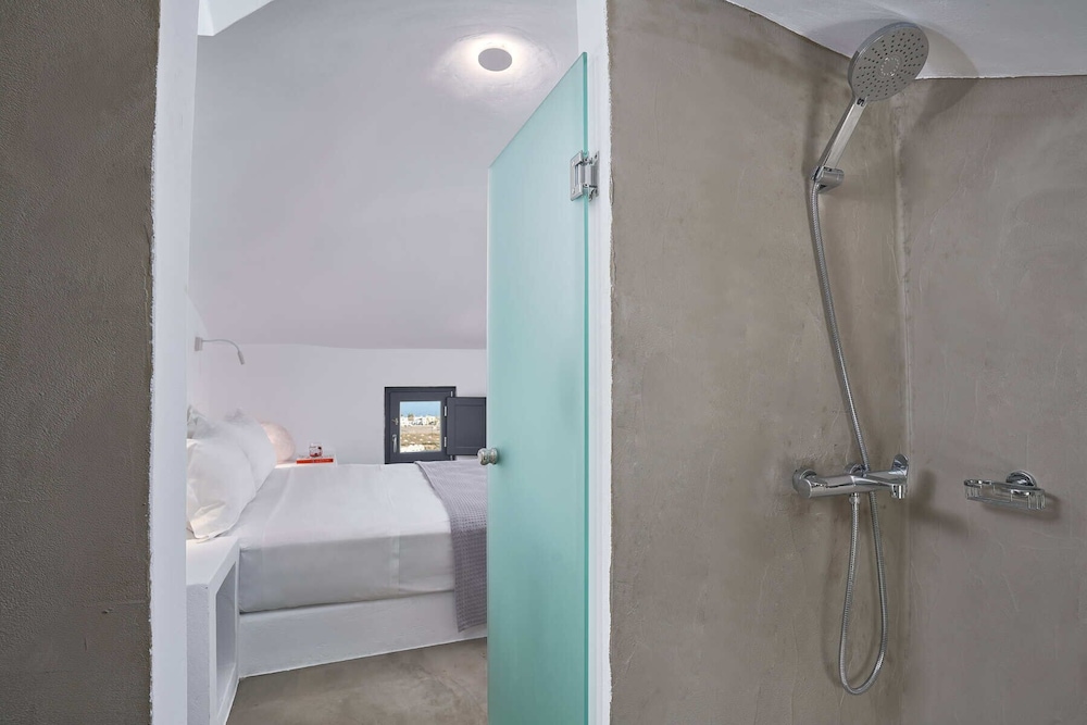 Topos Exclusive Santorini