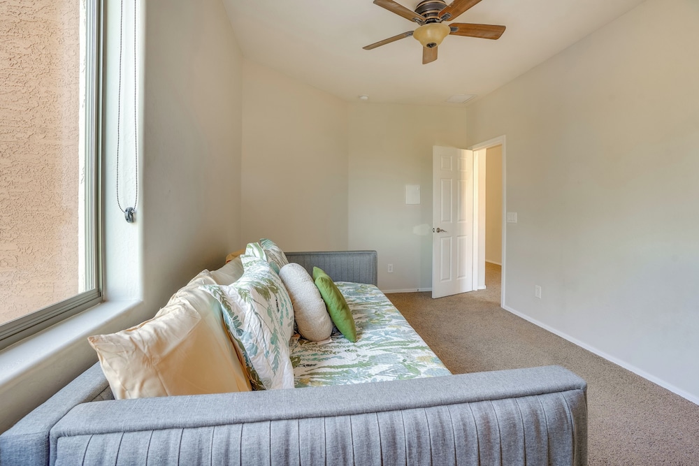 Close to Golf & Hiking: Home in Litchfield Park