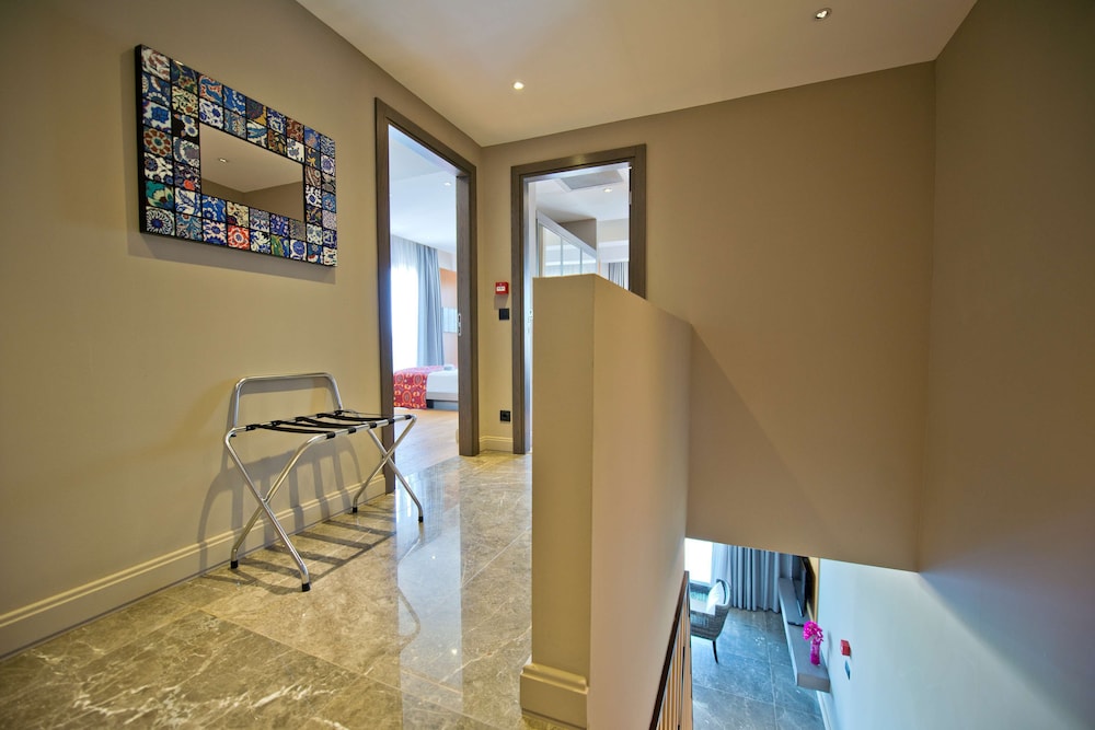 Ramada Resort by Wyndham Bodrum - Image 26