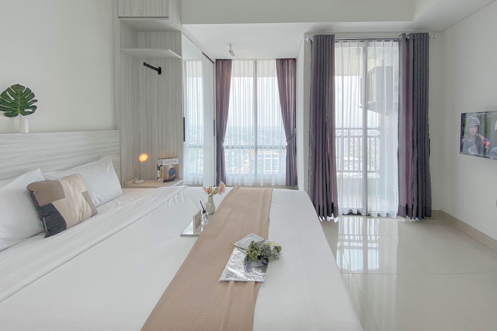 Comfort And Simply Look Studio Lrt City Bekasi Apartment