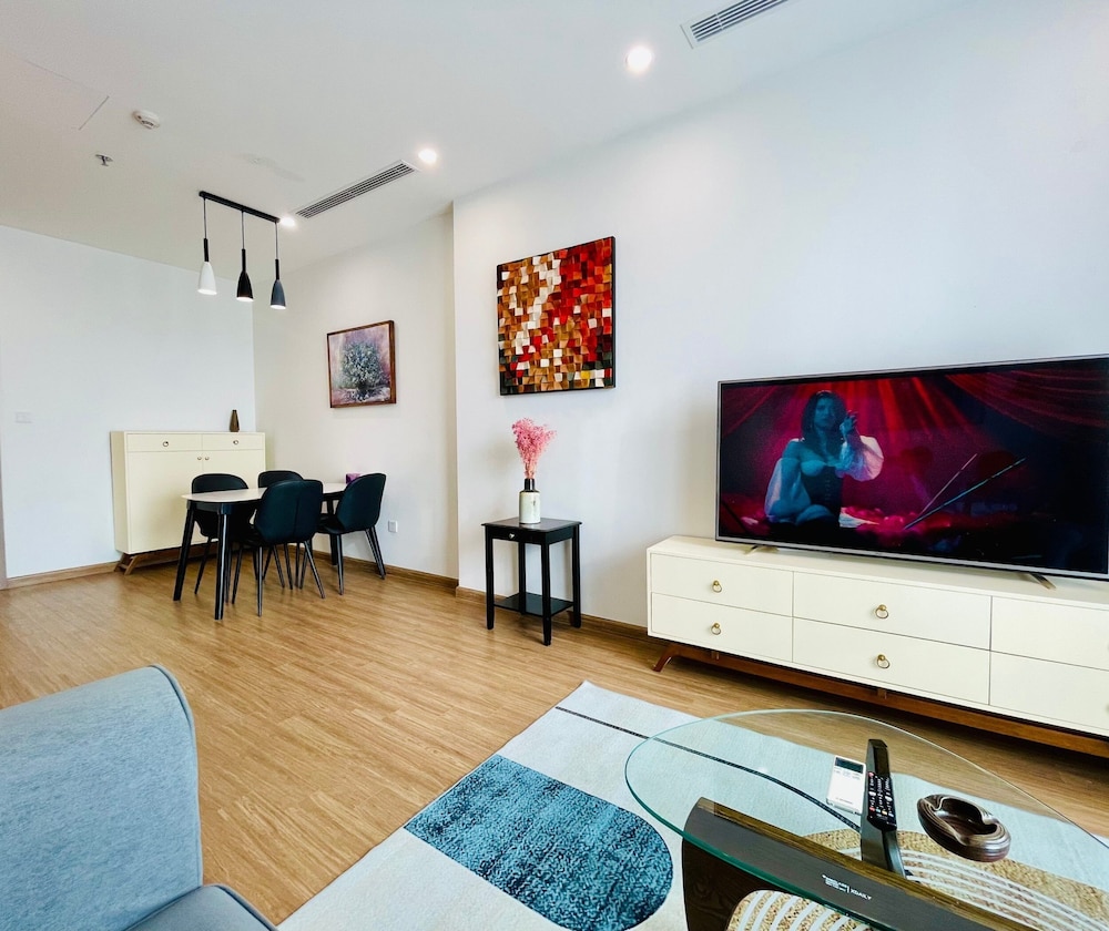 Vinhome SkyLake - Service Apartment